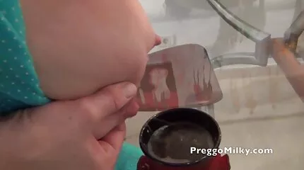 A nagy szamár tüzes puncik szőke Georgie Lyle amatőr pornófilmben szerepelt