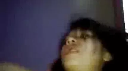 Érett szenvedélyesen leszbikus szerelmet fasz a pinába köt egy fiatal szőkével.