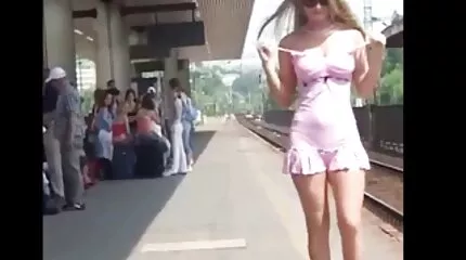 Hatalmas mellek. husos puncik