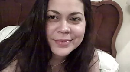 Anya, forró punci apa, fia, lánya családi fenekelést rendezett.
