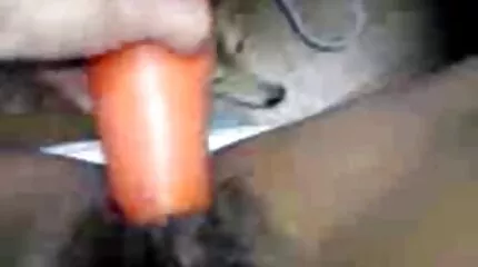 Bemutatta magát, mint egy ribanc. gecis pina képek
