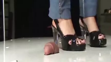 Szemüveges Penny Pax borotvált punci veszi arc cum.